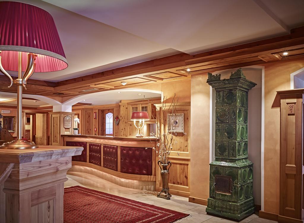 Cerana Relax Hotel Мадонна-ди-Кампильо Экстерьер фото
